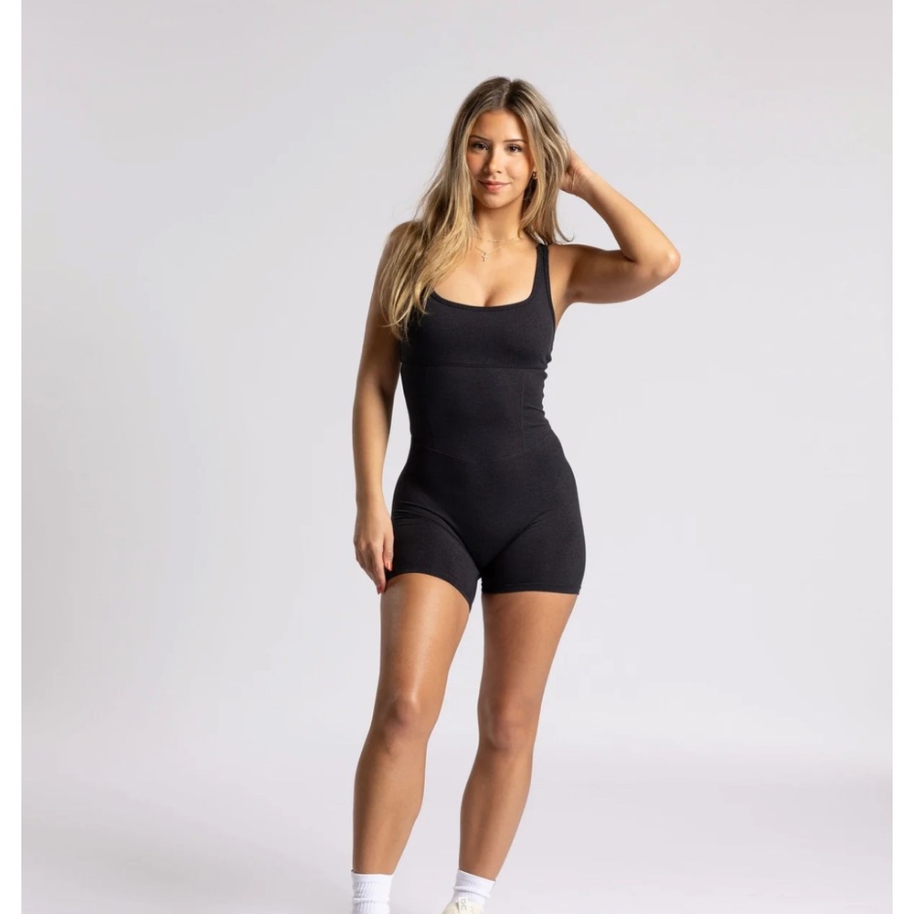 P'tula Barepro flex bodysuit